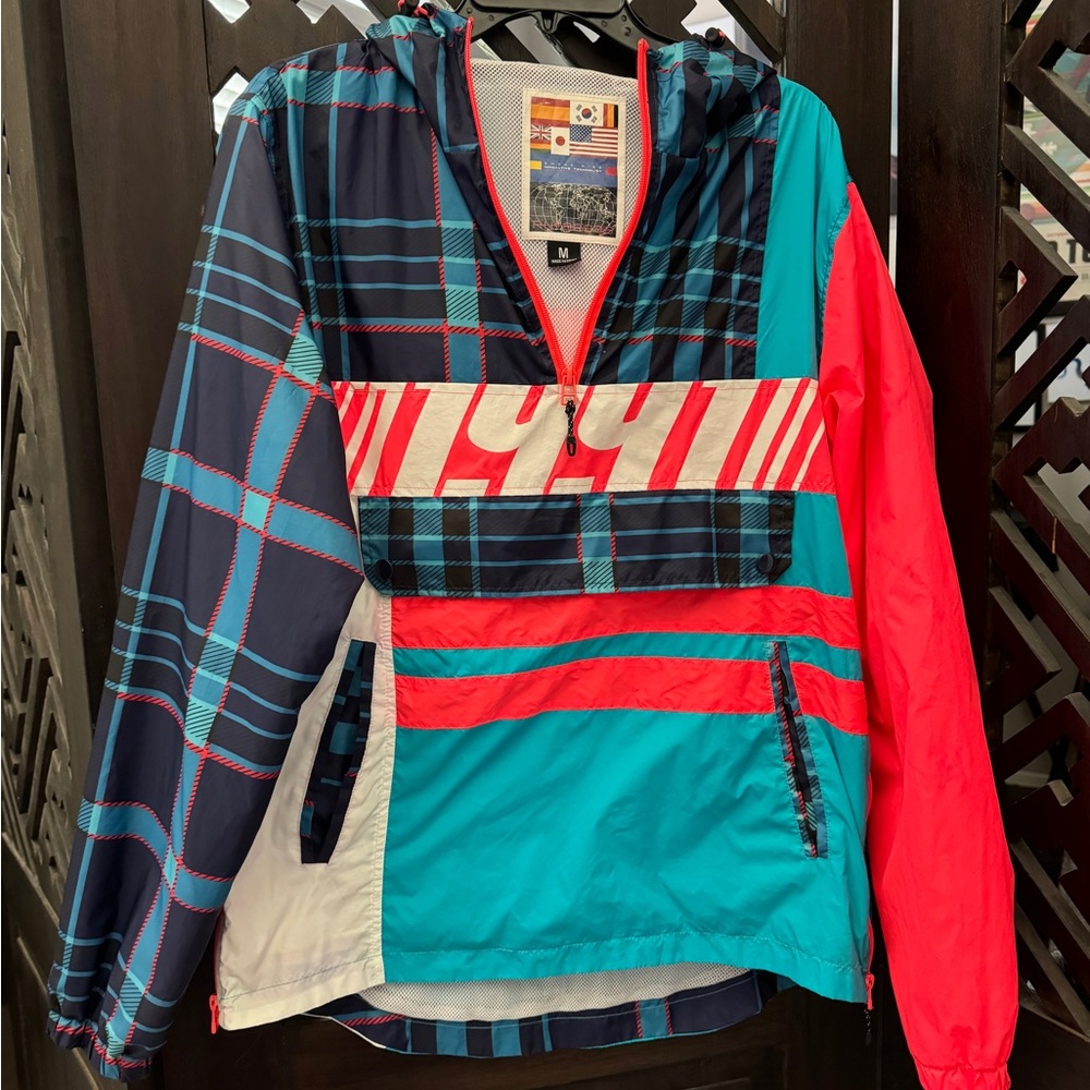 Smoke Rise NY medium men's pullover windbreaker